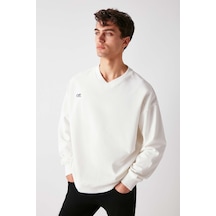 Grımelange Off Erkek Organik Pamuklu Yazı Nakış Detaylı V Yakalı Içi Polarsız Oversize Beyaz Sweatshirt