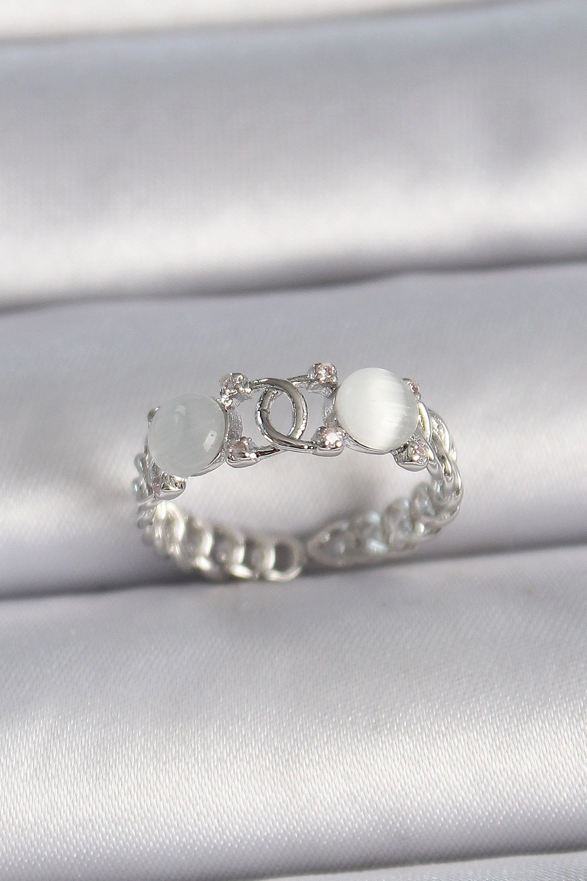 Nova Bazaar Pirinç Gümüş Renk Ayarlanabilir Zirkon Taşlı Beyaz Mineli Birleşik Halka Model Kadın Yüzük Gümüş