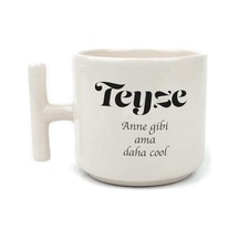 Teyze Baskılı Beyaz Kulplu T Kupa
