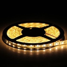ACK Üç Çip 40*40 Şerit Led- Gün Işığı 3000K-12 V- 5 Mt-AS01-00800