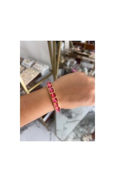 Kare Model Bileklik Pembe Kare Model Bileklik Pembe