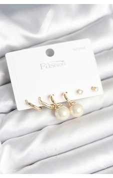 Gold Renk Pirinç 925 Ayar Gümüş Çivili Kadın Küpe Seti Altın 47041996 Gold Renk Pirinç 925 Ayar Gümüş Çivili Kadın Küpe Seti Altın 47041996