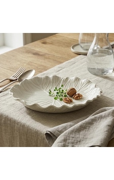 Lucky Art Lefora Porselen Yaprak Formlu 22 Cm Servis Tabağı Lyjı 003 Beyaz