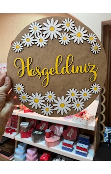 Kişiye Özel Ahşap Hoşgeldiniz Kapı Süsü Lazer Kesim Dekoratif Duvar Süsü Sarı Kişiye Özel Ahşap Hoşgeldiniz Kapı Süsü Lazer Kesim Dekoratif Duvar Süsü Sarı