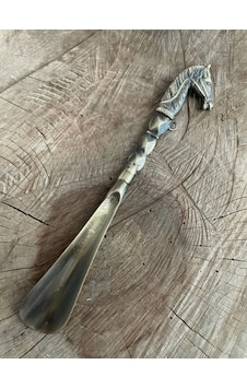 Tuna ANTİK SARI PİRİNÇ AYAKKABI ÇEKECEĞİ PİRİNÇ AYAKKABI KERATA 28CM Tuna ANTİK SARI PİRİNÇ AYAKKABI ÇEKECEĞİ PİRİNÇ AYAKKABI KERATA 28CM