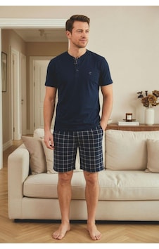 Tarık Erkek Şortlu Pijama Takımı Pamuklu Süprem Penye Koyu Lacivert Tarık Erkek Şortlu Pijama Takımı Pamuklu Süprem Penye Koyu Lacivert