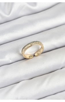 Pirinç Gold Renk Sıralı Zirkon Taşlı Kutup Yıldızı Model Kadın Yüzük Çok Renkli Pirinç Gold Renk Sıralı Zirkon Taşlı Kutup Yıldızı Model Kadın Yüzük Çok Renkli