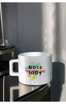 Boss Lady Şık Tasarımlı Çay Fincanı Beyaz Boss Lady Şık Tasarımlı Çay Fincanı Beyaz
