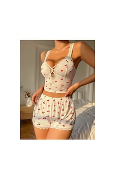 Bella Notte Kiraz Desenli Dantelli Önü Bağcıklı Üst Ve Şort Pijama Takımı Beyaz Bella Notte Kiraz Desenli Dantelli Önü Bağcıklı Üst Ve Şort Pijama Takımı Beyaz