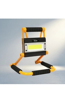 Yüksek Performanslı Led Sel Lamba Sarı Renkli Yüksek Performanslı Led Sel Lamba Sarı Renkli