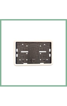 Bşkvirgo Çerçeveli Motor Plakalık Plaka Altlığı Beyaz 17x26 Cm Bsk2026 Bşkvirgo Çerçeveli Motor Plakalık Plaka Altlığı Beyaz 17x26 Cm Bsk2026