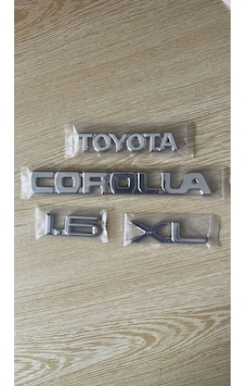 Toyota Corolla 1.6 Xl Bagaj Yazısı 4lü Set Toyota Corolla 1.6 Xl Bagaj Yazısı 4lü Set
