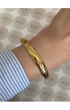 Pinery Jewels Çizgili Gold Modern Paslanmaz Çelik Kelepçe Bileklik -günlük Ve Ö Altın Pinery Jewels Çizgili Gold Modern Paslanmaz Çelik Kelepçe Bileklik -günlük Ve Ö Altın