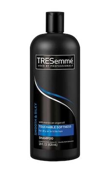 Tresemme Smooth & Silky İpeksi Saçlar için Şampuan 828 ML Tresemme Smooth & Silky İpeksi Saçlar için Şampuan 828 ML