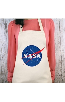 NASA Logo Su İtici Özellikli Mutfak Önlüğü NASA Logo Su İtici Özellikli Mutfak Önlüğü
