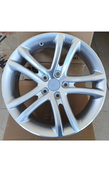 5x112 18 İnç Savannah Jant Modeli Silver Volkswagen Audi Seat Skoda Uyumlu Jant Bir Takım 4 Adet 5x112 18 İnç Savannah Jant Modeli Silver Volkswagen Audi Seat Skoda Uyumlu Jant Bir Takım 4 Adet