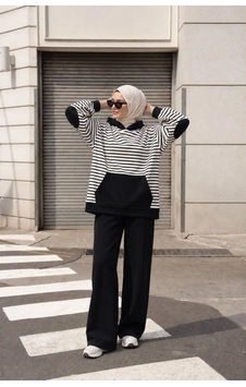 Trend Paris Kanguru Cepli Çizgili Soft Dokulu Spor Takım Siyah 38 Trend Paris Kanguru Cepli Çizgili Soft Dokulu Spor Takım Siyah 38