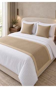Varol 70x250 Yatak Şalı Runner Ve 2 Adet 45x45 Kırlent Seti Otel Konsept Lüx Dekoratif Set Bej Varol 70x250 Yatak Şalı Runner Ve 2 Adet 45x45 Kırlent Seti Otel Konsept Lüx Dekoratif Set Bej