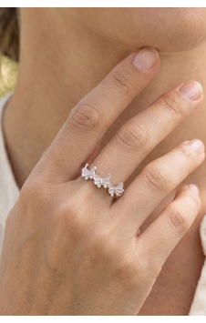Silver Zirkon Taşlı Pembe Kelebek Çelik Yüzük Çok Renkli Silver Zirkon Taşlı Pembe Kelebek Çelik Yüzük Çok Renkli
