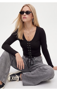 Ritnice Kadın Zayn Penye %100 Pamuk Bağcıklı Siyah Uzun Kollu Örme Bluz Ritnice Kadın Zayn Penye %100 Pamuk Bağcıklı Siyah Uzun Kollu Örme Bluz