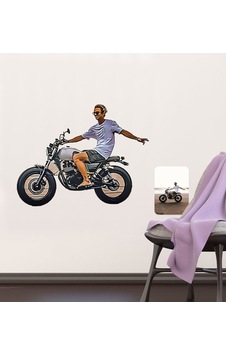 Kişiye Özel Tam Boy Motosikletli Adam Karikatürlü Duvar Sticker (