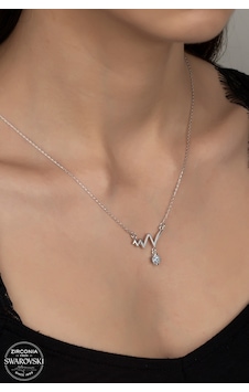 Union Swarovski Zirconia Kadın Ritim Gümüş Kolye Union Swarovski Zirconia Kadın Ritim Gümüş Kolye