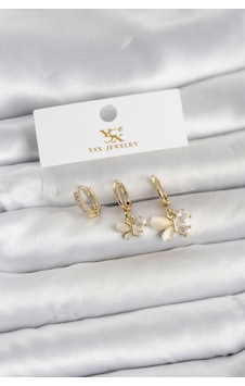 Pirinç Gold Renk Kelebek Model 3'lü Kadın Küpe Diğer Pirinç Gold Renk Kelebek Model 3'lü Kadın Küpe Diğer