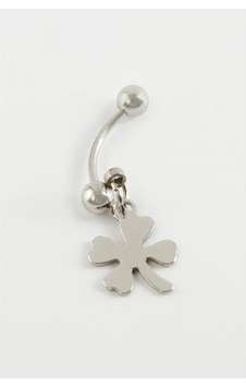 Zenviac456 Yonca Çelik Piercing 1 Adet Zenviac45678 Gümüş Rengi Zenviac456 Yonca Çelik Piercing 1 Adet Zenviac45678 Gümüş Rengi