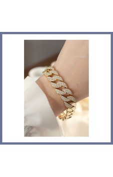 Bezos Vip Seri Pirinç Ortası Zirkon Taşlı Gold Renk Gurmet Bileklik Dlra Bezos Vip Seri Pirinç Ortası Zirkon Taşlı Gold Renk Gurmet Bileklik Dlra