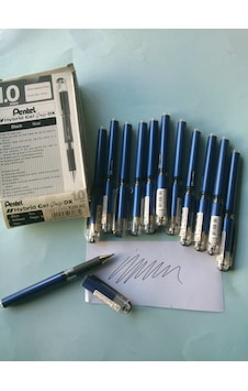 Pilot Kalem- İmza Kalemi 1.0 Mm Siyah Pentel Hybrid Jel 12 Adet Pilot Kalem- İmza Kalemi 1.0 Mm Siyah Pentel Hybrid Jel 12 Adet