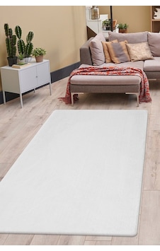 Seria Halı Yumuşak Peluş Post Yıkanabilir Kaymaz Taban Tavşan Tüyü Halı Yolluk Beyaz Seria Halı Yumuşak Peluş Post Yıkanabilir Kaymaz Taban Tavşan Tüyü Halı Yolluk Beyaz