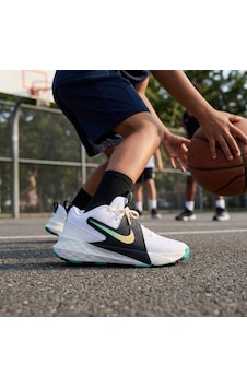 Nike Team Hustle D 12 Gs Cırtlı Basketbol Ayakkabısı-sportxstore Beyaz Nike Team Hustle D 12 Gs Cırtlı Basketbol Ayakkabısı-sportxstore Beyaz