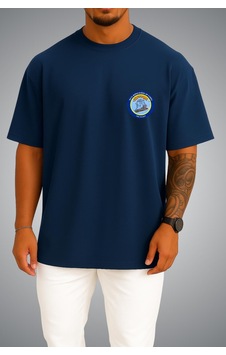 Bahriyeli Collection Oversize Tcg Köyceğiz Logo Cep Baskılı Unisex T-shirt Lacivert Bahriyeli Collection Oversize Tcg Köyceğiz Logo Cep Baskılı Unisex T-shirt Lacivert