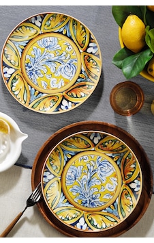Kütahya Porselen Bone Strada 2 Parça 25 Cm Servis Tabağı Beyaz Ve Altın Kütahya Porselen Bone Strada 2 Parça 25 Cm Servis Tabağı Beyaz Ve Altın