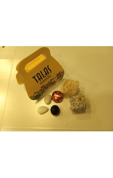 Talas Kuruyemiş Söz Nişan İkramlık Kutu 50 x 50 G Talas Kuruyemiş Söz Nişan İkramlık Kutu 50 x 50 G