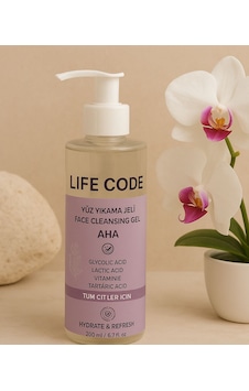 Life Code Aha Yüz Yıkama Jeli 200 ML Life Code Aha Yüz Yıkama Jeli 200 ML