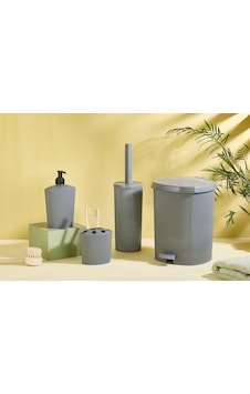 Plastik 4 Parça Çizgili Banyo Seti İç Kovalı Gri İç Kovalı Gri Plastik 4 Parça Çizgili Banyo Seti İç Kovalı Gri İç Kovalı Gri