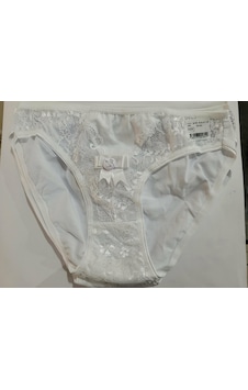 Koza Penye Dantelli Kadın Slip Külot V58 Beyaz Koza Penye Dantelli Kadın Slip Külot V58 Beyaz