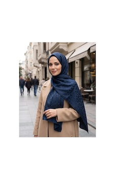Nukra Pamuk Jakarlı Şal Halka Desen Kadın Tesettür Başörtüsü 70x190 Cm Lacivert Nukra Pamuk Jakarlı Şal Halka Desen Kadın Tesettür Başörtüsü 70x190 Cm Lacivert