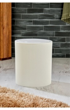 6,5 Lt Yuvarlak Çizgi Model Banyo Mutfak Çöp Kovası Beyaz Beyaz 6,5 Lt Yuvarlak Çizgi Model Banyo Mutfak Çöp Kovası Beyaz Beyaz