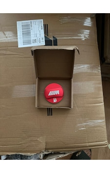 Bmw E Serisi Kırmızı Metal Yakıt Depo Kapağı Logolu Bmw E30 E34 E36 E39 E46 E60 E90 E92 E87 Uyumlu Bmw E Serisi Kırmızı Metal Yakıt Depo Kapağı Logolu Bmw E30 E34 E36 E39 E46 E60 E90 E92 E87 Uyumlu