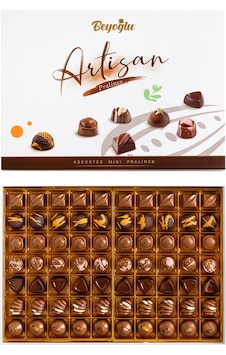 Beyoğlu Çikolata Artizan Assorted Mini Pralin 700 Gr. Hediyelik Kutu Beyoğlu Çikolata Artizan Assorted Mini Pralin 700 Gr. Hediyelik Kutu