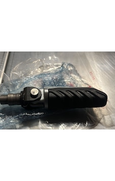Benelli 125s Ön Basamak Sol Ön Sol Benelli 125s Ön Basamak Sol Ön Sol