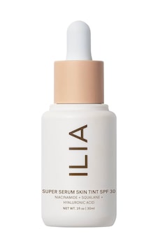 Ilia Super Serum Skin Tint Fondöten SPF30 St3 Balos Ilia Super Serum Skin Tint Fondöten SPF30 St3 Balos