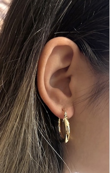 Kadın Gold Renk 4 Mm Kalınlığında Çelik Halka Küpe Gold Kadın Gold Renk 4 Mm Kalınlığında Çelik Halka Küpe Gold