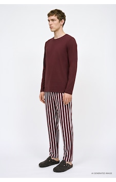 Ac&Co / Altınyıldız Classics Erkek Bordo 2'li %100 Pamuk Yumuşak Dokulu Yan Cepli Çizgili Pijama Takımı Ac&Co / Altınyıldız Classics Erkek Bordo 2'li %100 Pamuk Yumuşak Dokulu Yan Cepli Çizgili Pijama Takımı