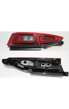 Peugeot Rifter- 2024-2025 Stop Lambası Sol Kırmızı/beyaz Mars Oem No:9819427380 Peugeot Rifter- 2024-2025 Stop Lambası Sol Kırmızı/beyaz Mars Oem No:9819427380