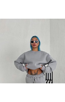 Velmora Fashion Kadın Bisiklet Yaka 3 İplik Pamuklu Basic Sweatshirt - Gri Velmora Fashion Kadın Bisiklet Yaka 3 İplik Pamuklu Basic Sweatshirt - Gri