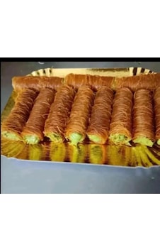 Maldiyam Sarma Tatlı Kadayıflı Antep Fıstıklı Tatlı 1 Kg Maldiyam Sarma Tatlı Kadayıflı Antep Fıstıklı Tatlı 1 Kg