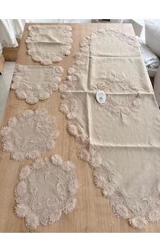 Salon Takımı Çeyizlik Kapiçino Runner Set 5 Parça Keten Masa Örtüsü Runneri Flowers Sarı Salon Takımı Çeyizlik Kapiçino Runner Set 5 Parça Keten Masa Örtüsü Runneri Flowers Sarı